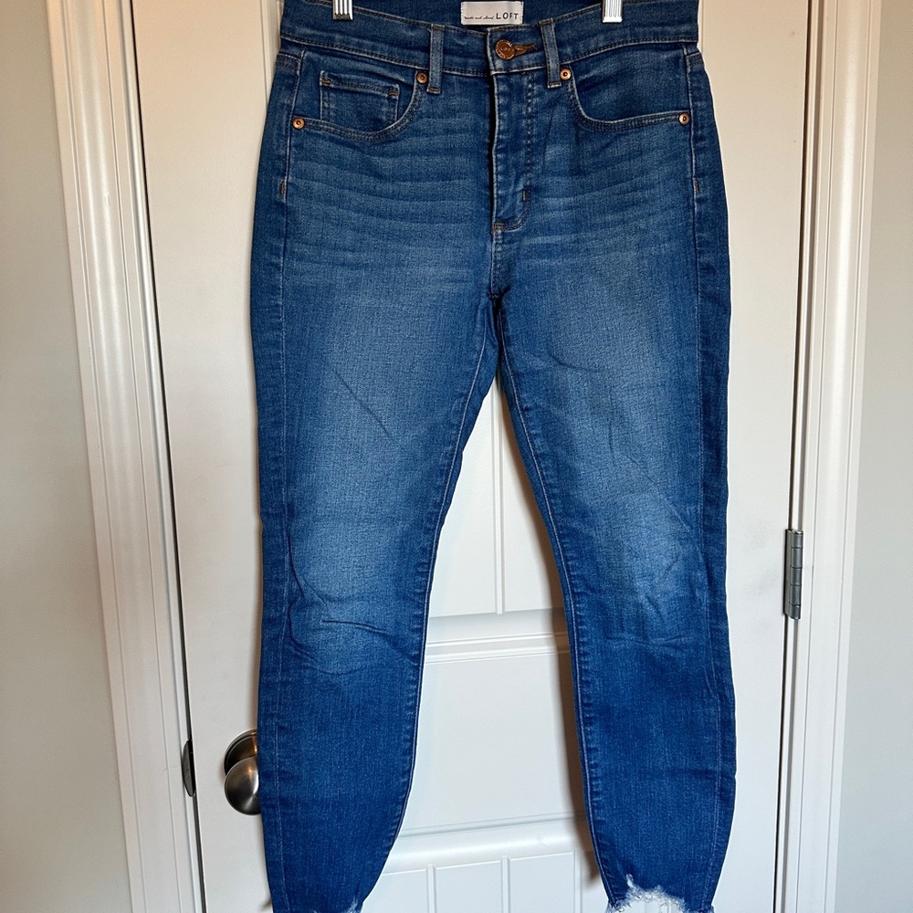 Women's LOFT Blue skinny Jeans